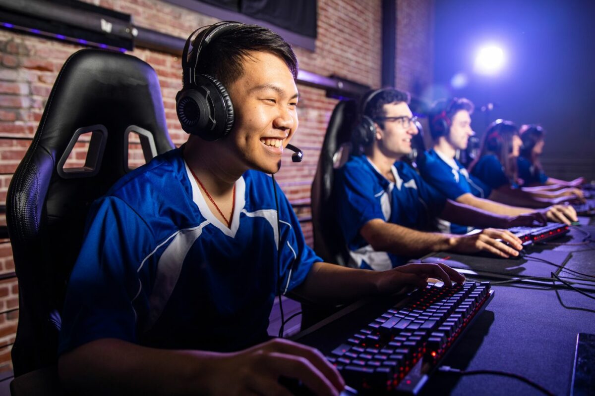 Most Popular Esports Teams: Discover the Legends Shaping Competitive Gaming Today